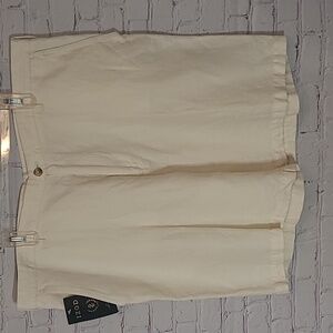 NEW Men's Clasic Linen IZOD Classic Flat Front Off White Shorts Size 42